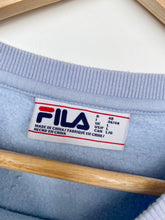 Load image into Gallery viewer, Fila sweatshirt (L)