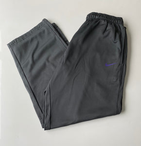 Nike hotsell joggers 2xl