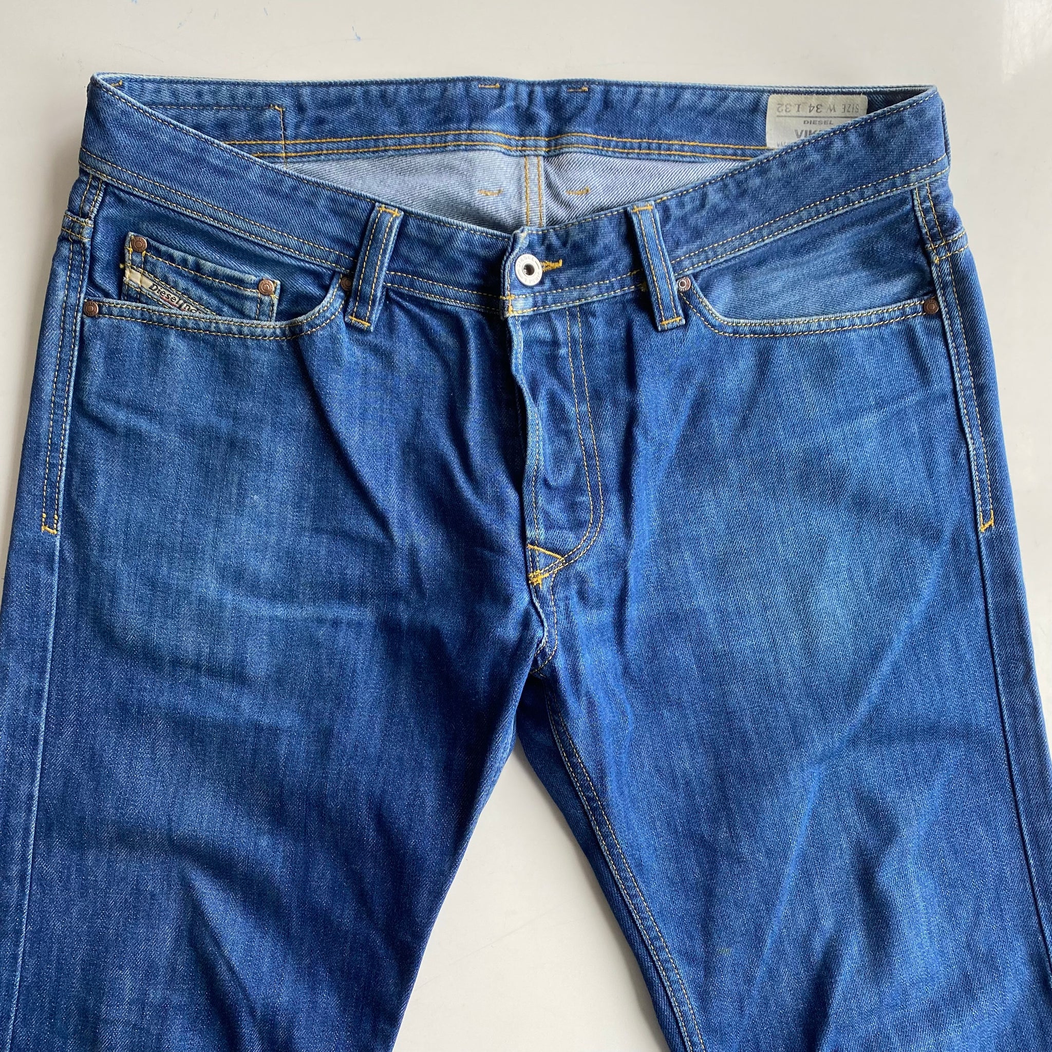 Diesel Jeans W28 L30 – Red Cactus Vintage