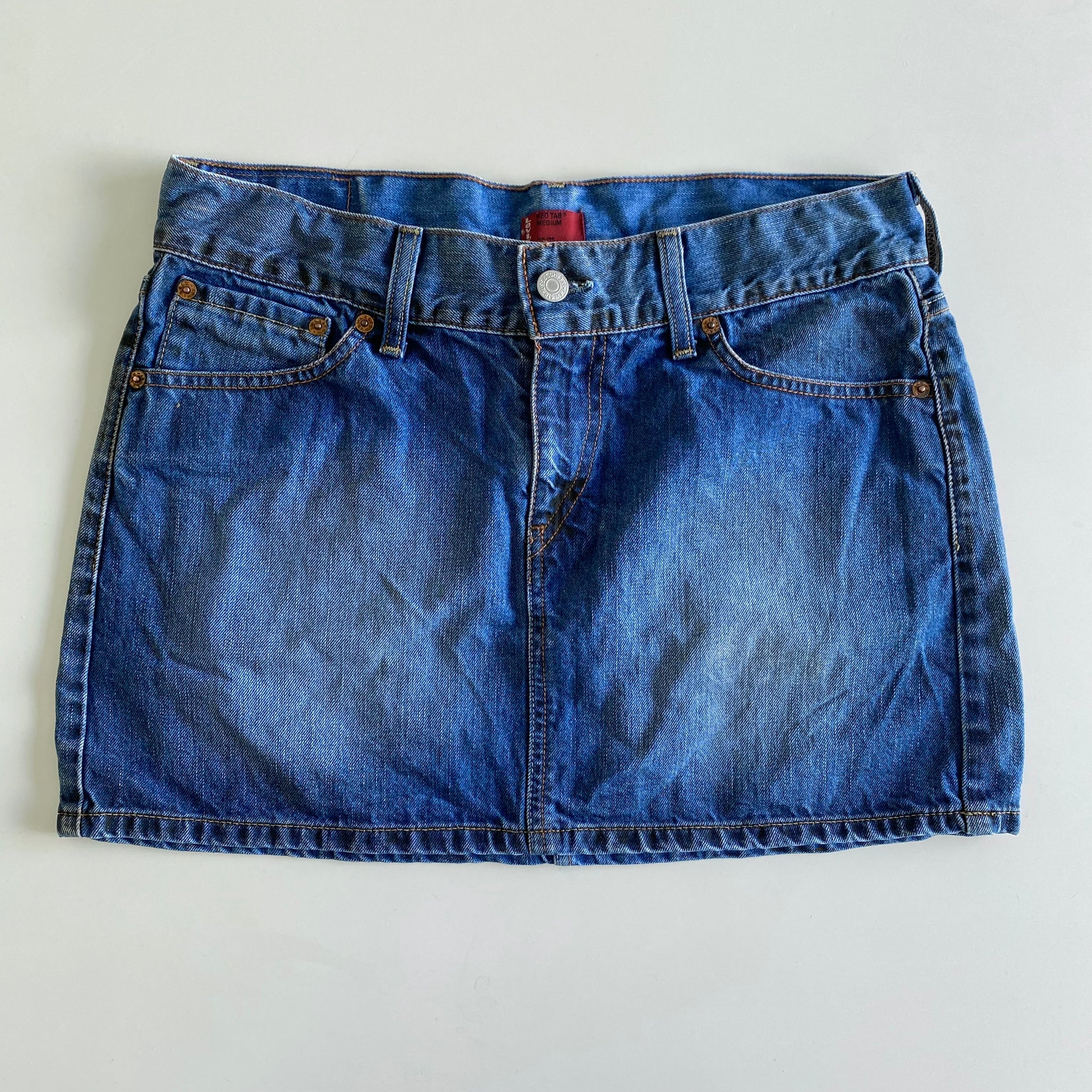 Levi's red hotsell tab denim skirt