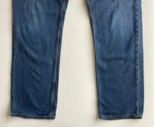 Load image into Gallery viewer, Calvin Klein Jeans W38 L32