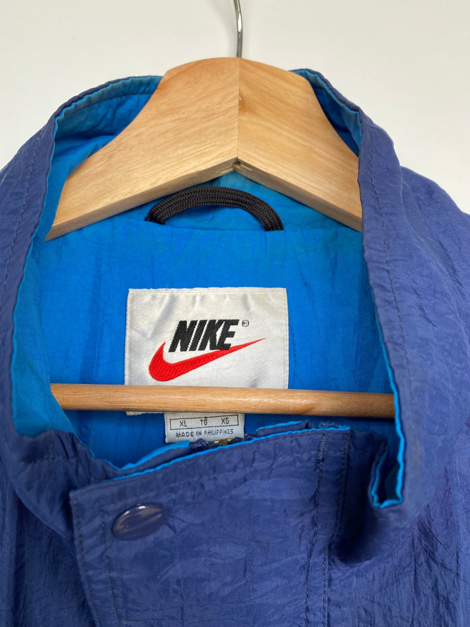 Vintage 90s best sale nike jacket